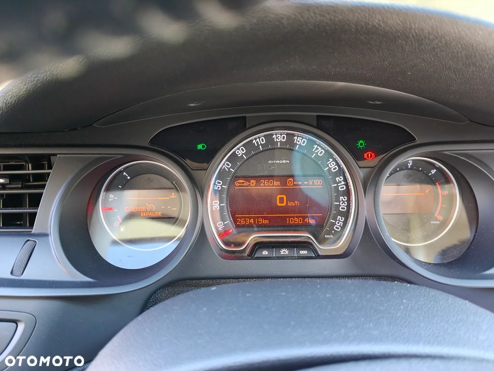 Citroën C5 2.0 HDi Confort - 15