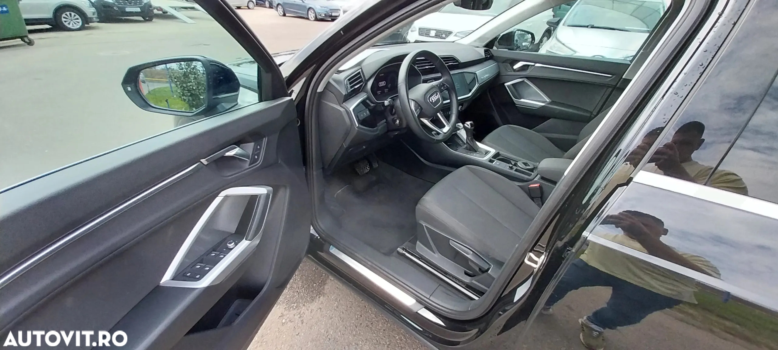Audi Q3 1.5 35 TFSI S tronic Advanced - 8