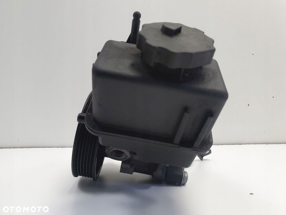 Mercedes Sprinter 906 2.2 CDI POMPA WSPOMAGANIA A0064667801 - 3