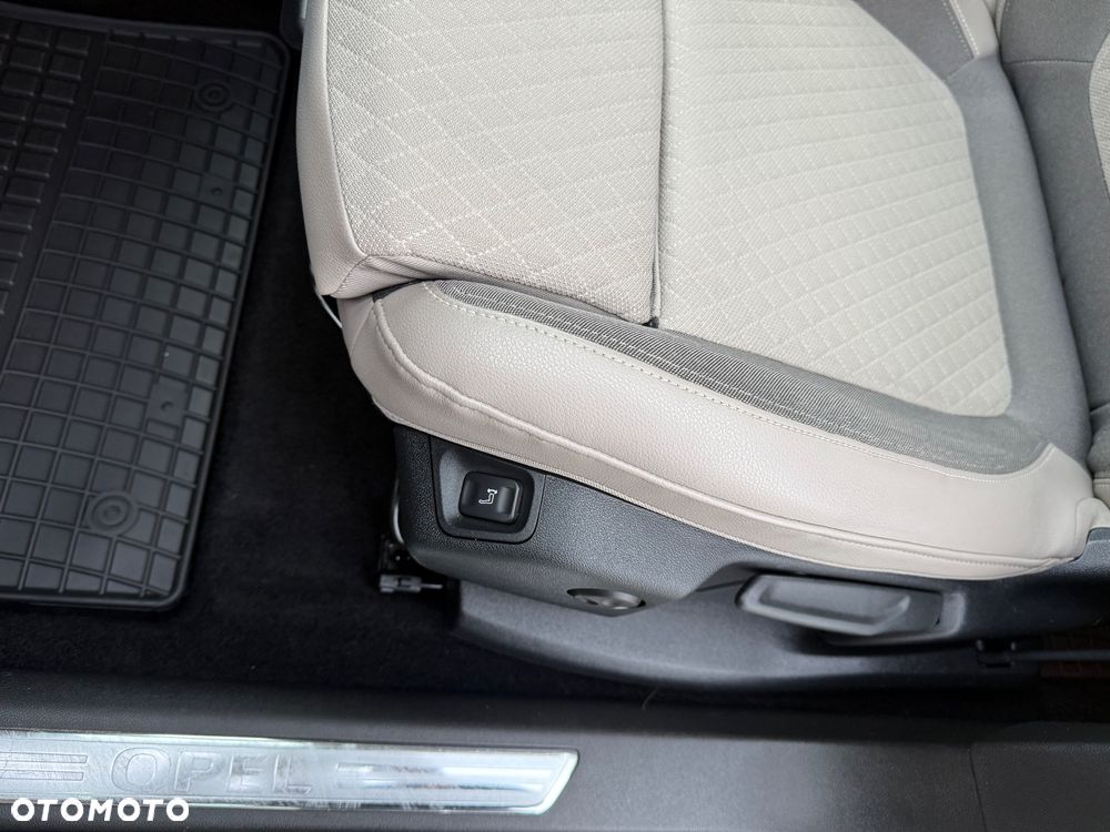 Opel Grandland X 1.2 Start/Stop Dynamic - 21