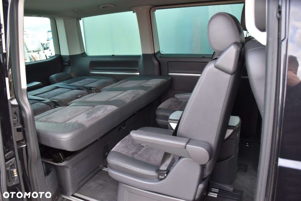Volkswagen Multivan - 8