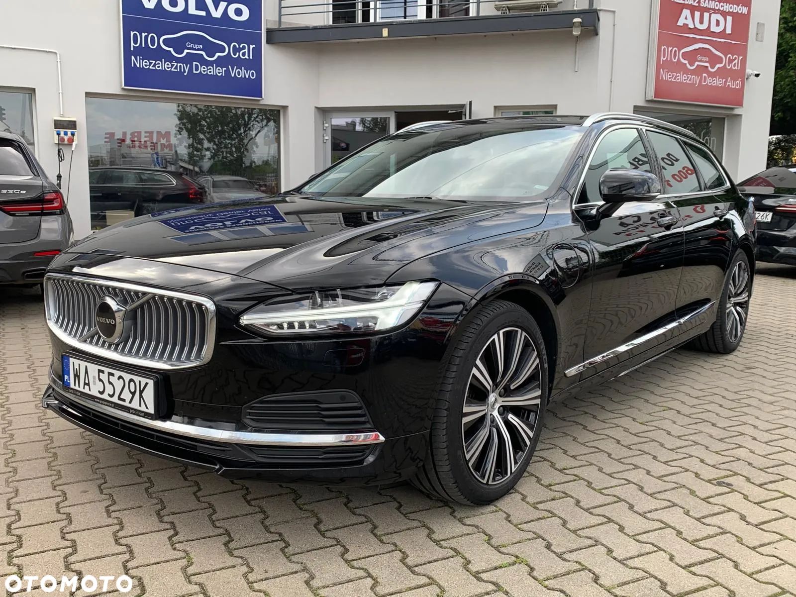 Volvo V90 T6 AWD Plug-In Hybrid Plus Bright - 1