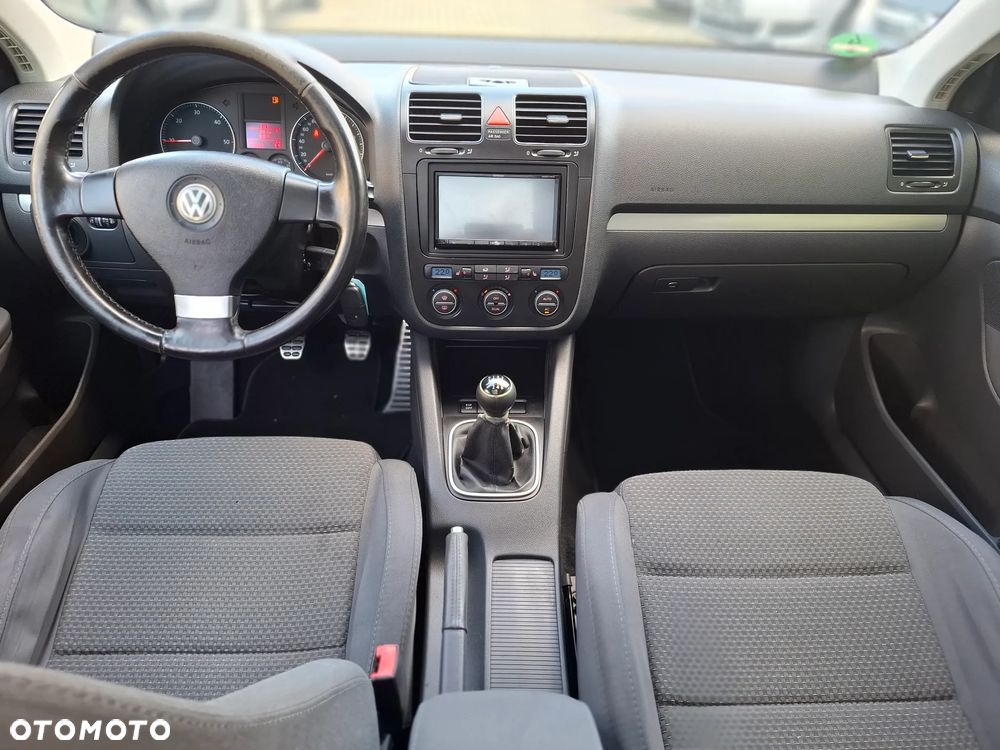 Volkswagen Golf 2.0 TDI DPF Comfortline - 9