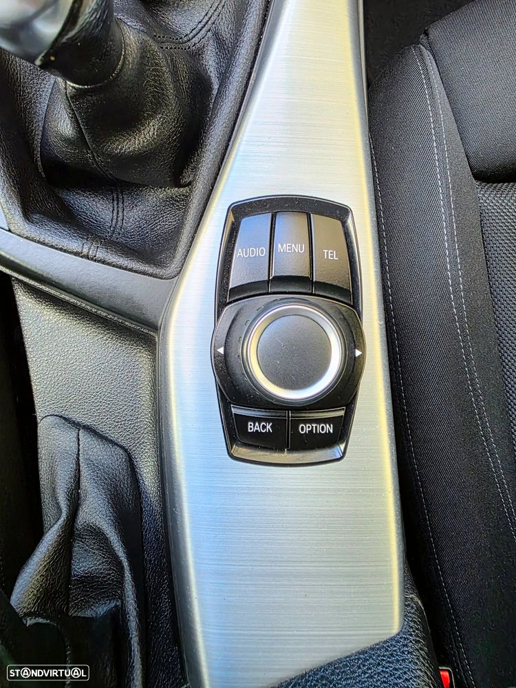 BMW 116 d Line Sport - 40