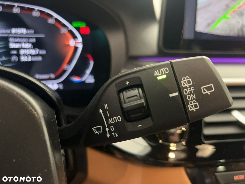 BMW Seria 5 530i mHEV - 24