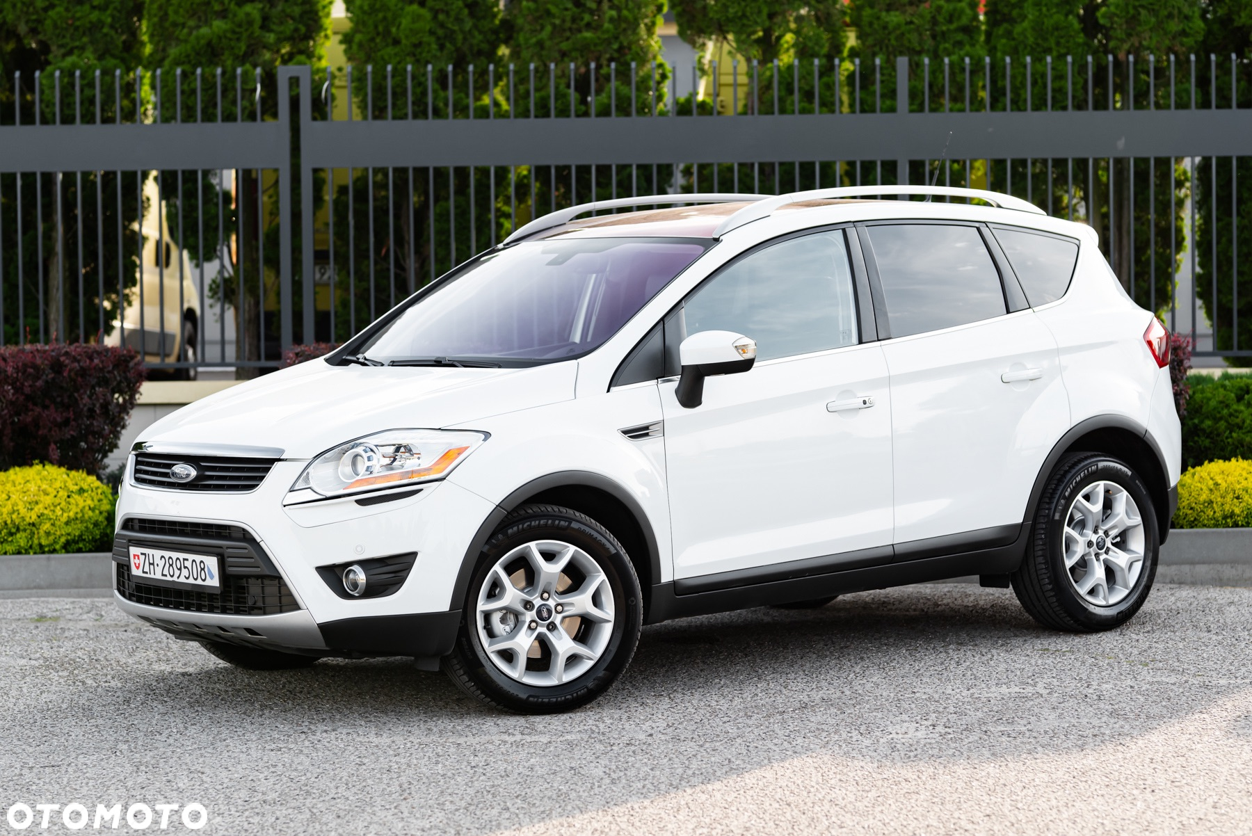 Ford Kuga 2.0 TDCi 4x4 Titanium - 6