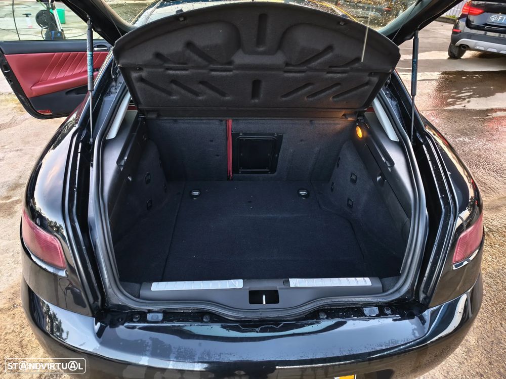 Alfa Romeo GT 1.9 JTD M-JET Blackline - 9