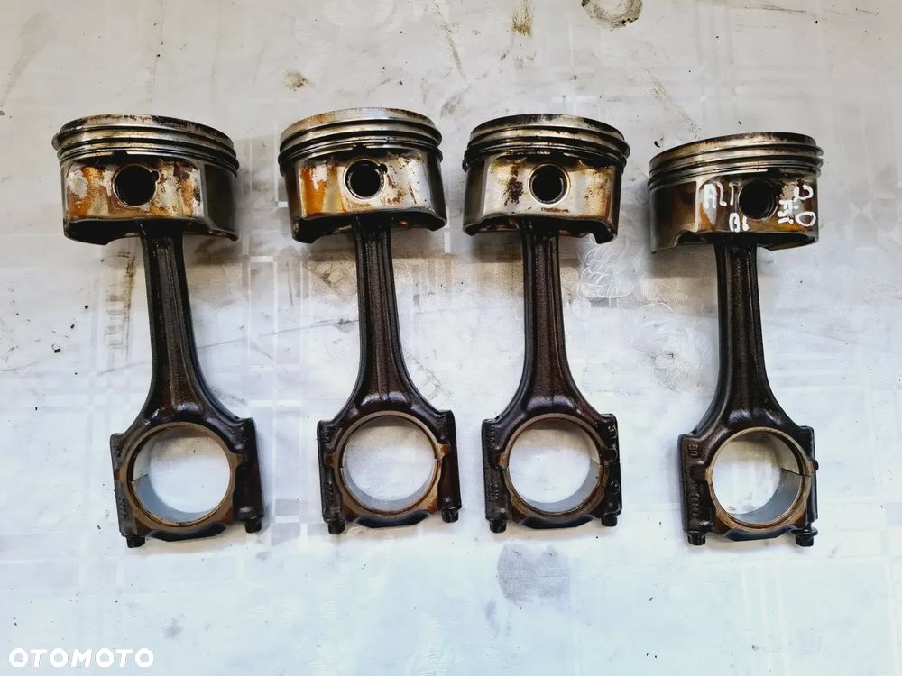 Tłok Korbowód Silnika 2.0 FSI 82L82 82,465 06BA Audi VW Seat Skoda - 1