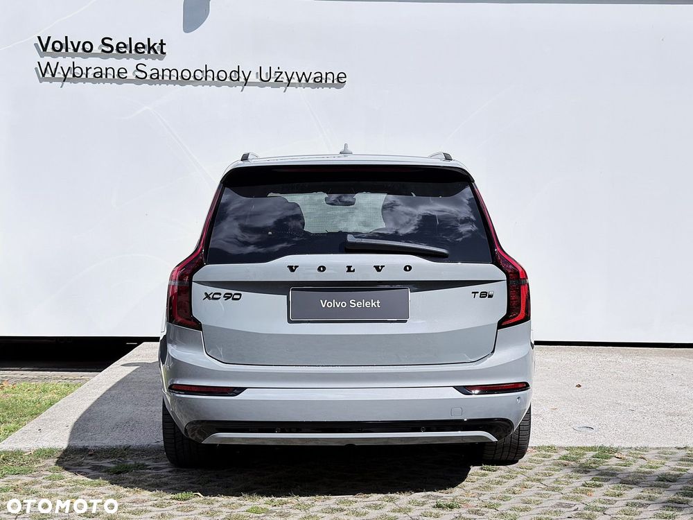 Volvo XC 90 - 7