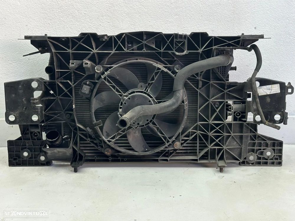 Frente Completa - Renault Megane III - 16