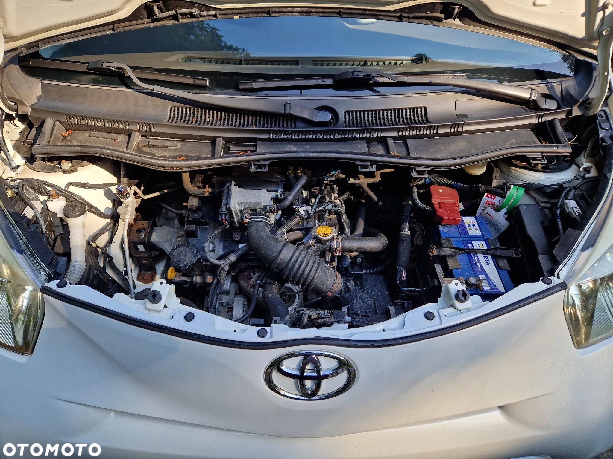 Toyota iQ - 22