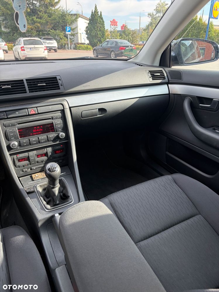 Audi A4 Avant - 8