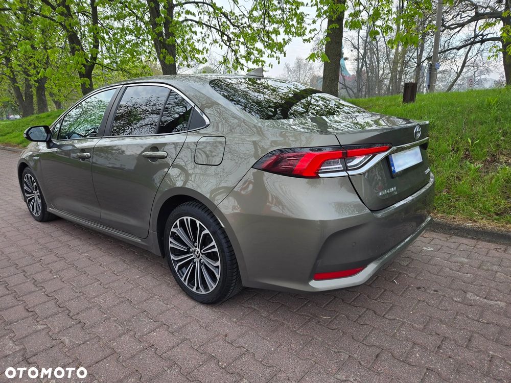 Toyota Corolla 1.8 Hybrid GPF Executive - 6