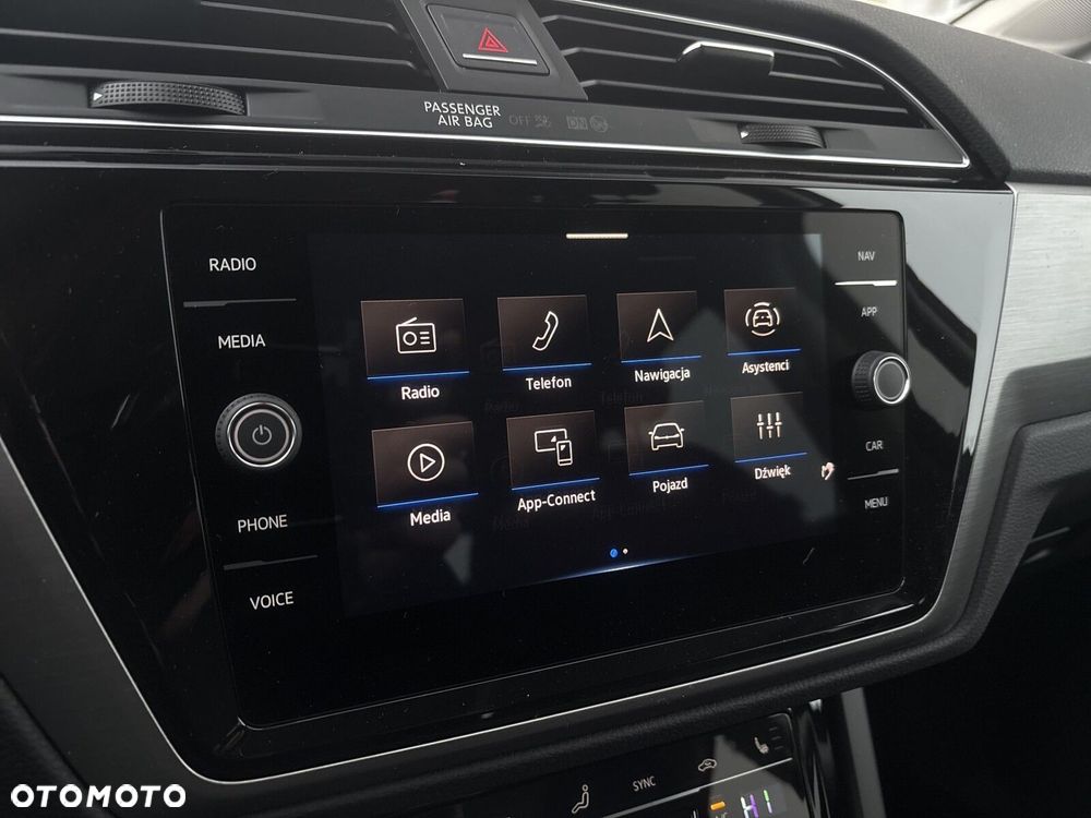 Volkswagen Touran 2.0 TDI BMT SCR Comfortline Plus - 26