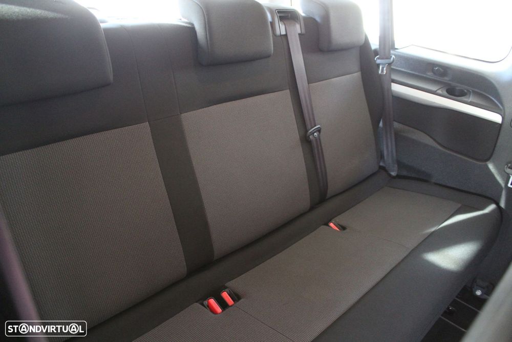 Toyota Proace Verso 1.5 D-4D L2 1.2T Comfort 9L - 22