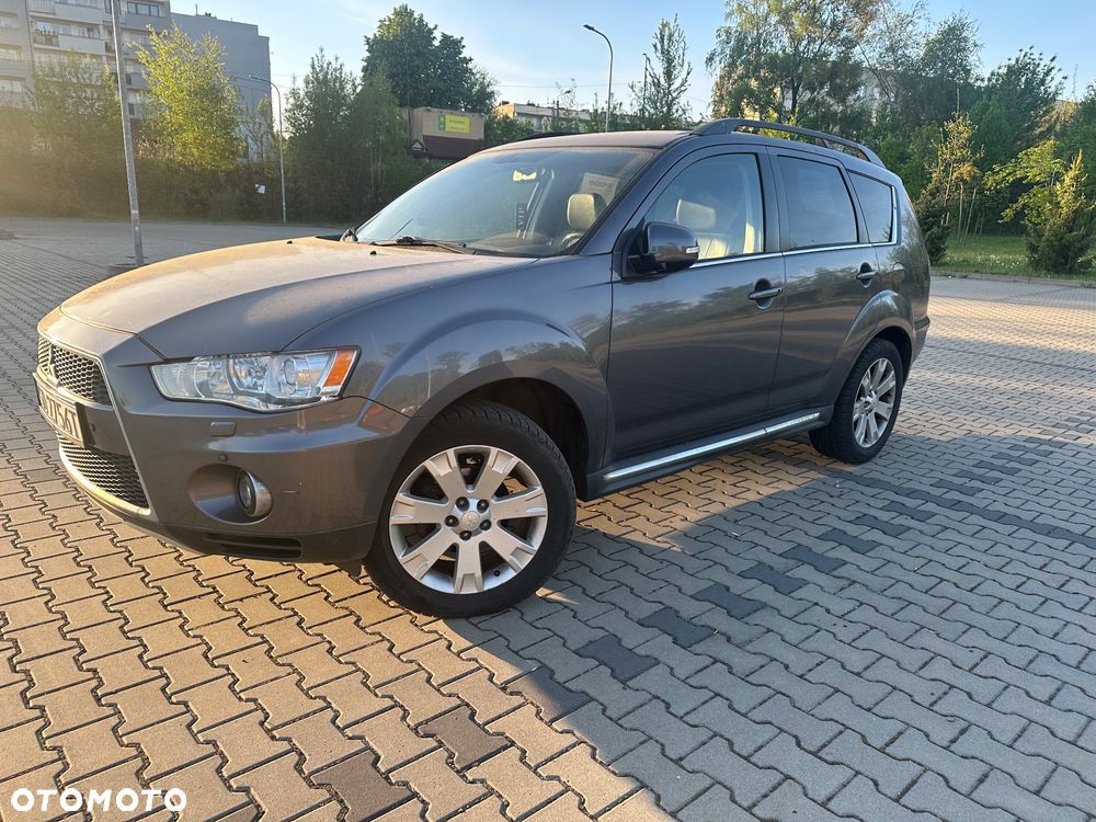 Mitsubishi Outlander 2.0 2WD CVT Invite - 5