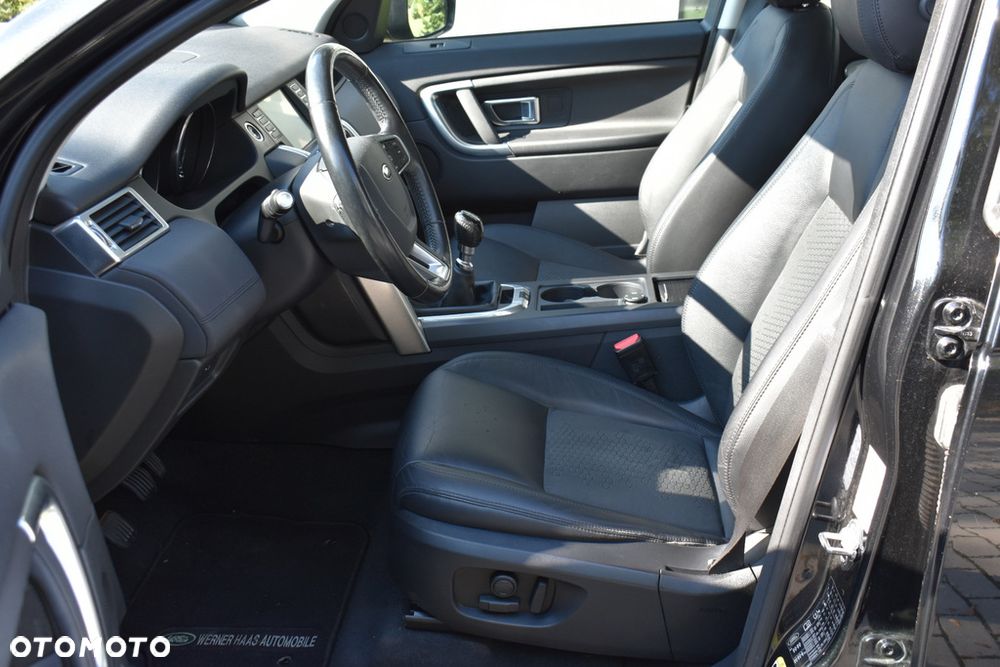 Land Rover Discovery Sport TD4 HSE - 12