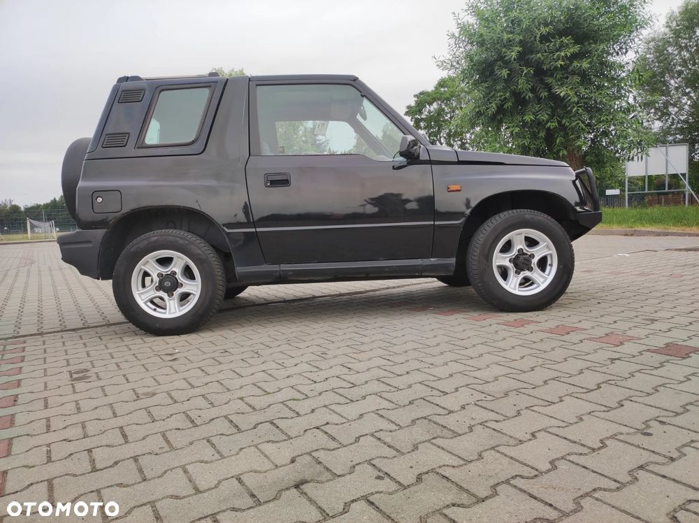 Suzuki Vitara - 1