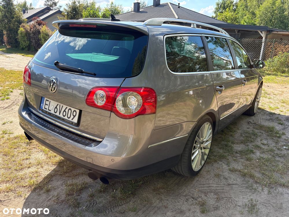 Volkswagen Passat V6 FSI 4Motion DSG R36 - 4