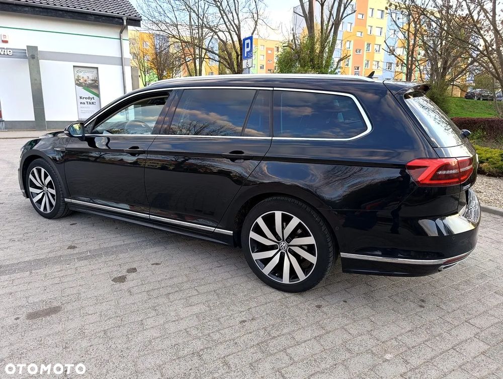 Volkswagen Passat Variant 2.0 TDI SCR DSG 4Motion Business - 4