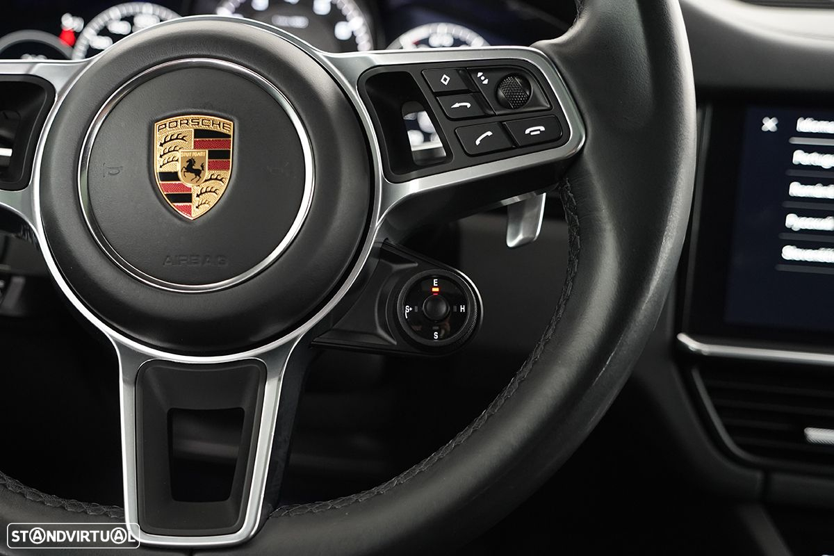 Porsche Cayenne E-Hybrid - 22