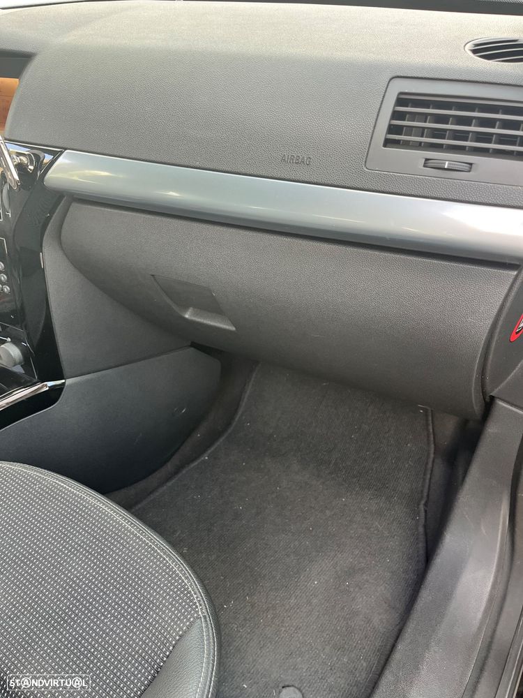 Opel Astra 1.3 CDTI Cosmo - 15