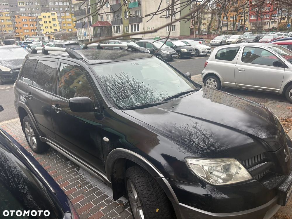 Mitsubishi Outlander - 6