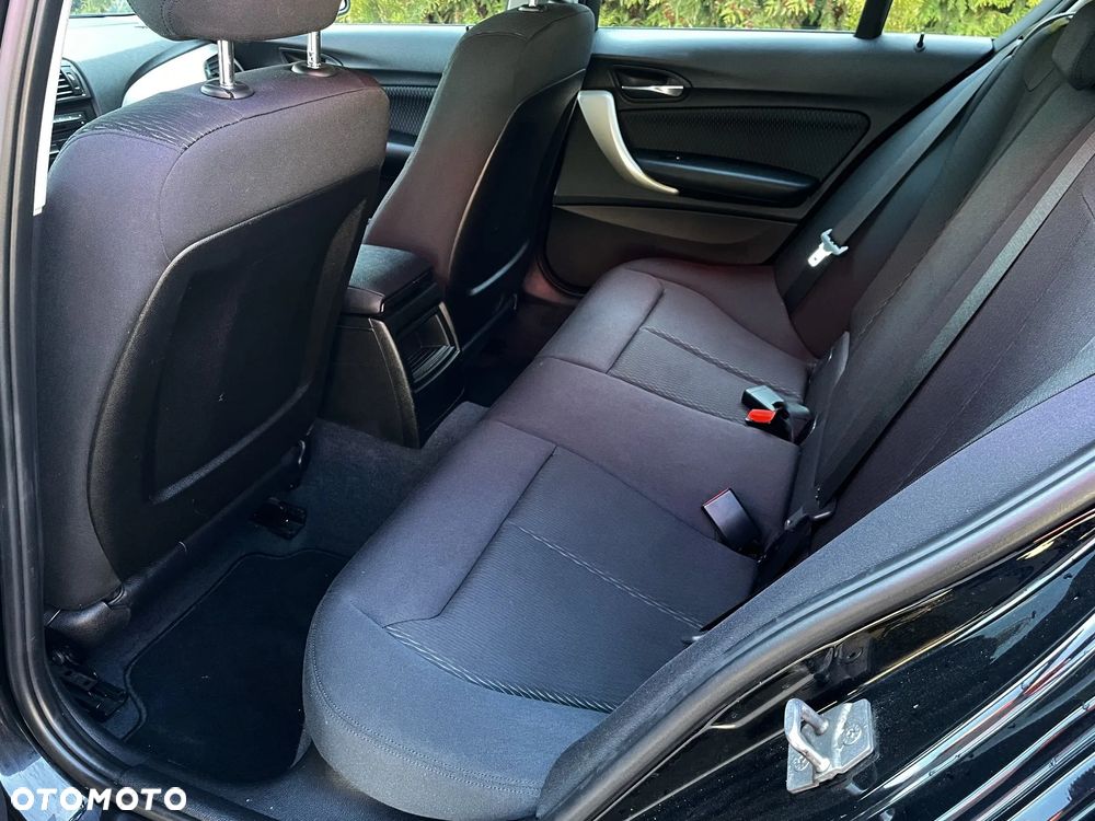 BMW Seria 1 - 25