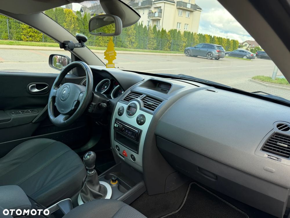 Renault Megane 1.9 dCi Privilege - 12