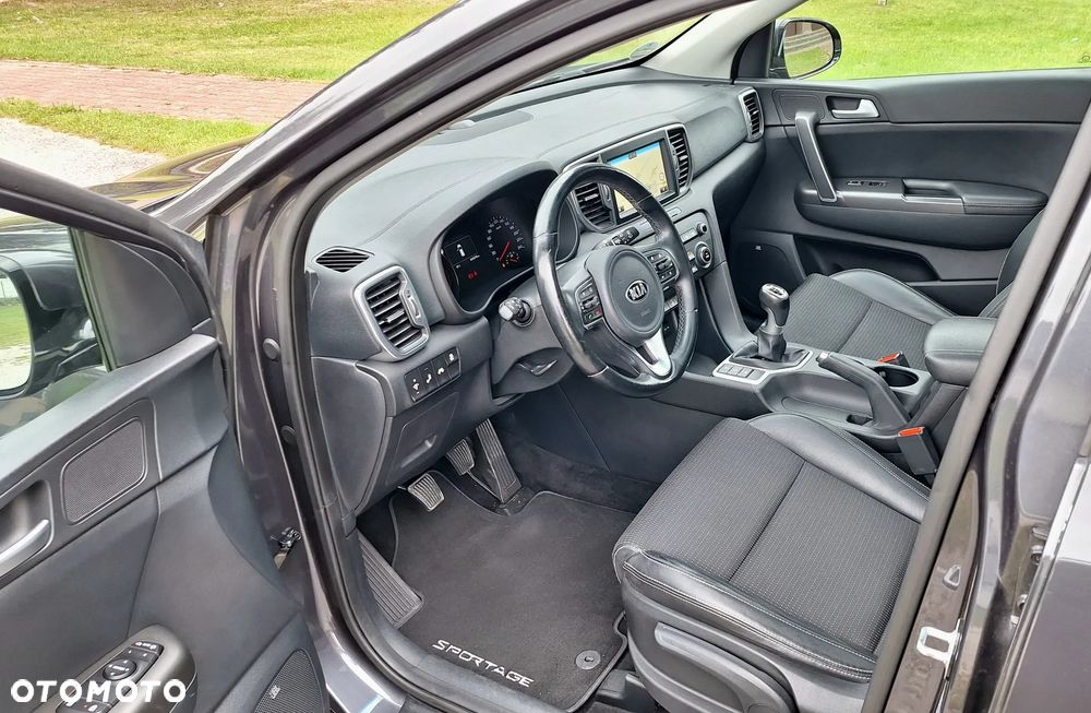 Kia Sportage 1.7 CRDI 2WD Spirit - 25