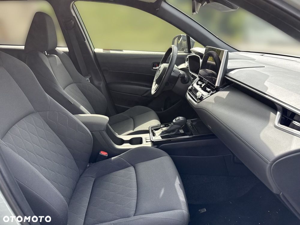 Toyota Corolla Cross - 15