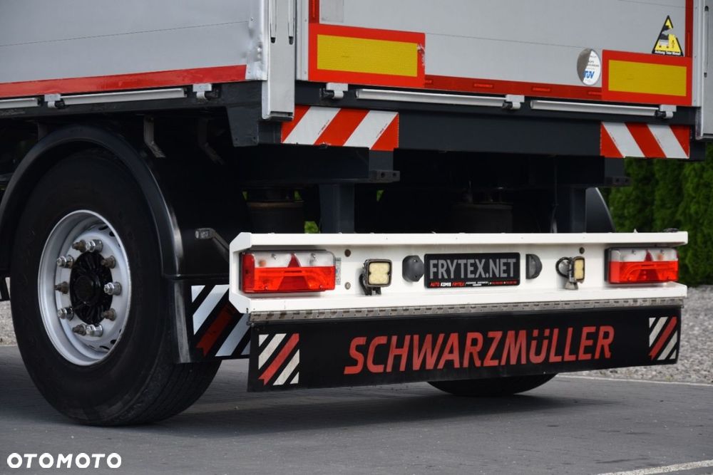 Schwarzmuller T-Serie - 17