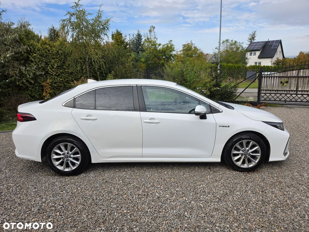 Toyota Corolla - 4