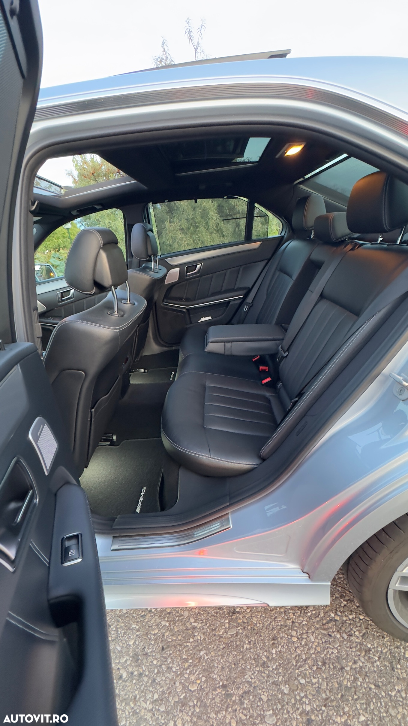 Mercedes-Benz E 300 BLUETEC 9G-TRONIC Avantgarde - 10
