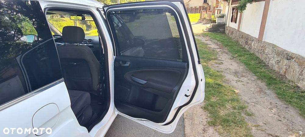 Ford Galaxy 2.0 TDCi Titanium - 36