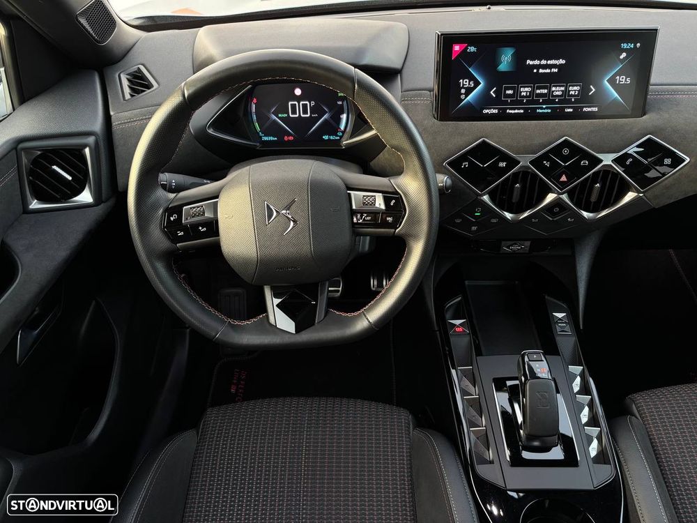 DS DS3 Crossback E-TENSE PERFORMANCE LINE + - 3