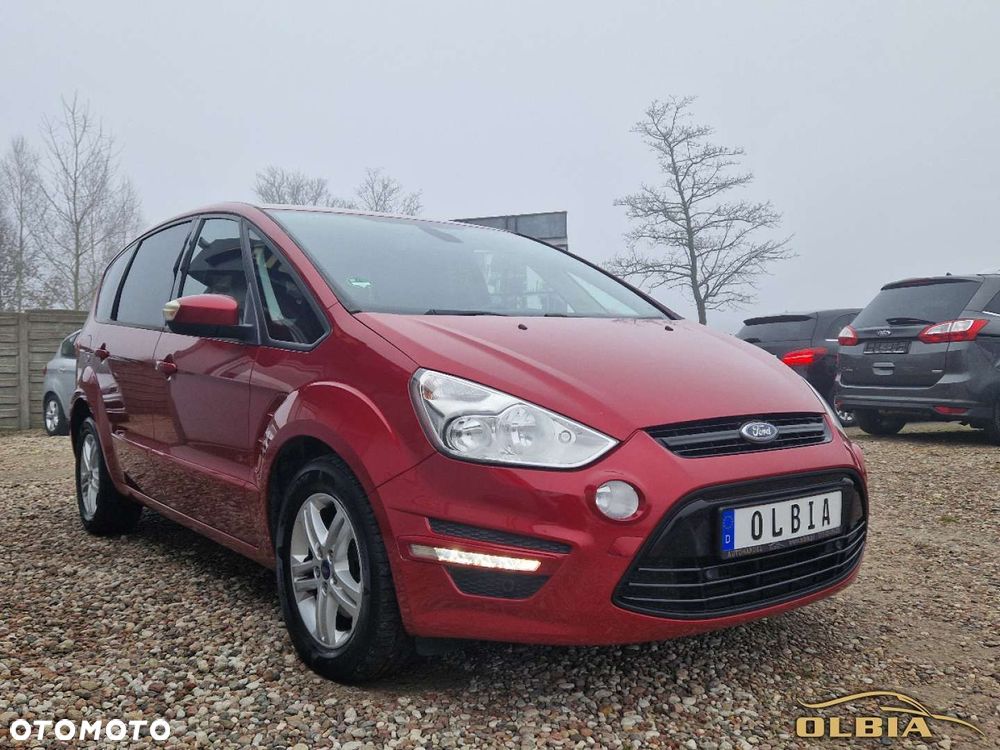 Ford S-Max - 12