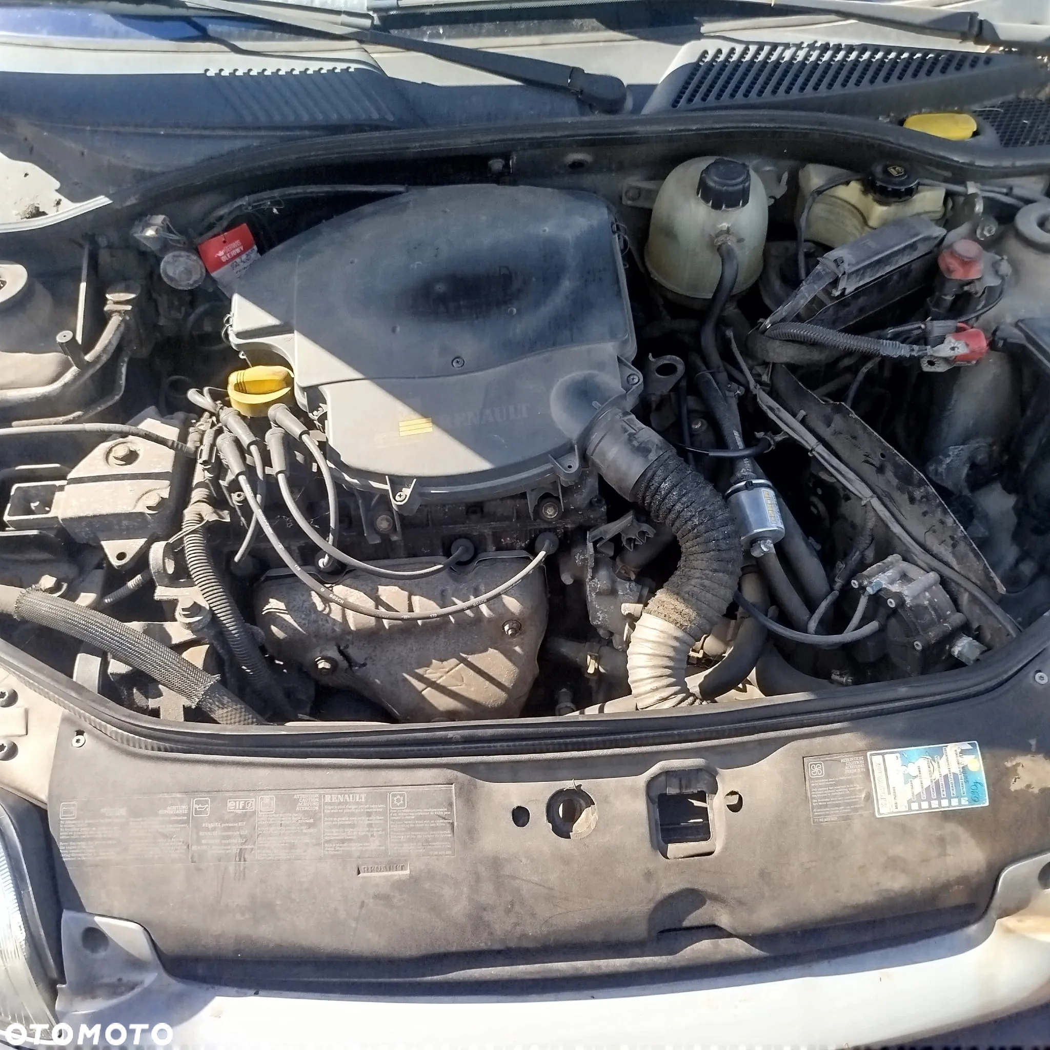 Renault Clio 2 na części . - 5