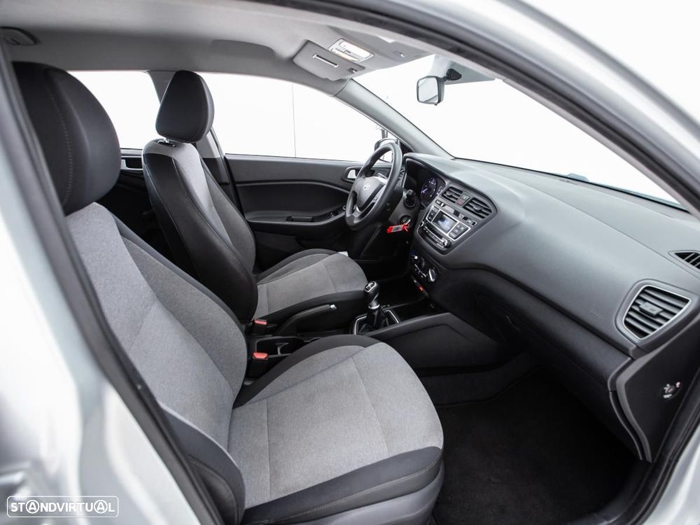 Hyundai i20 - 9