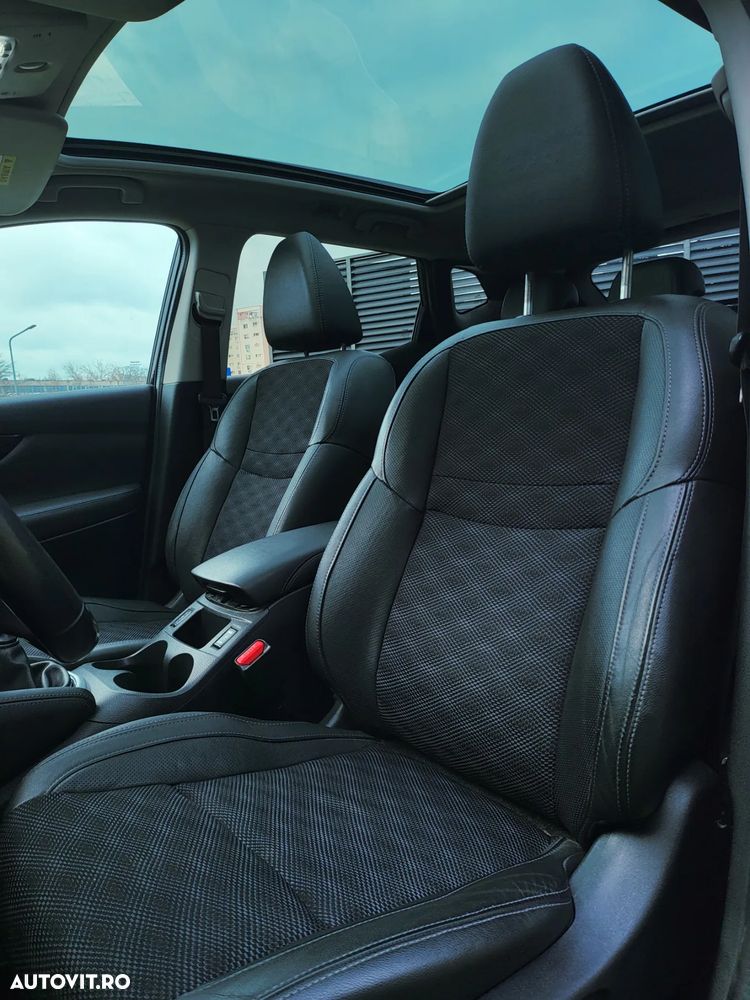 Nissan Qashqai 1.6L dCi Start/Stop 4X4-i Tekna - 31