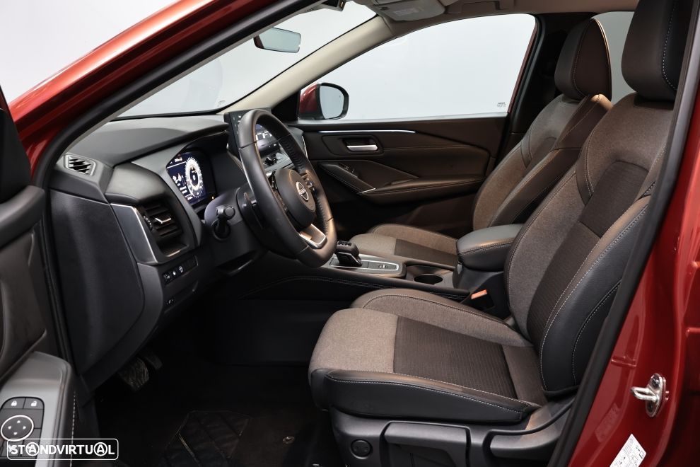 Nissan Qashqai 1.3 DIG-T MHEV Xtronic N-Connecta - 25