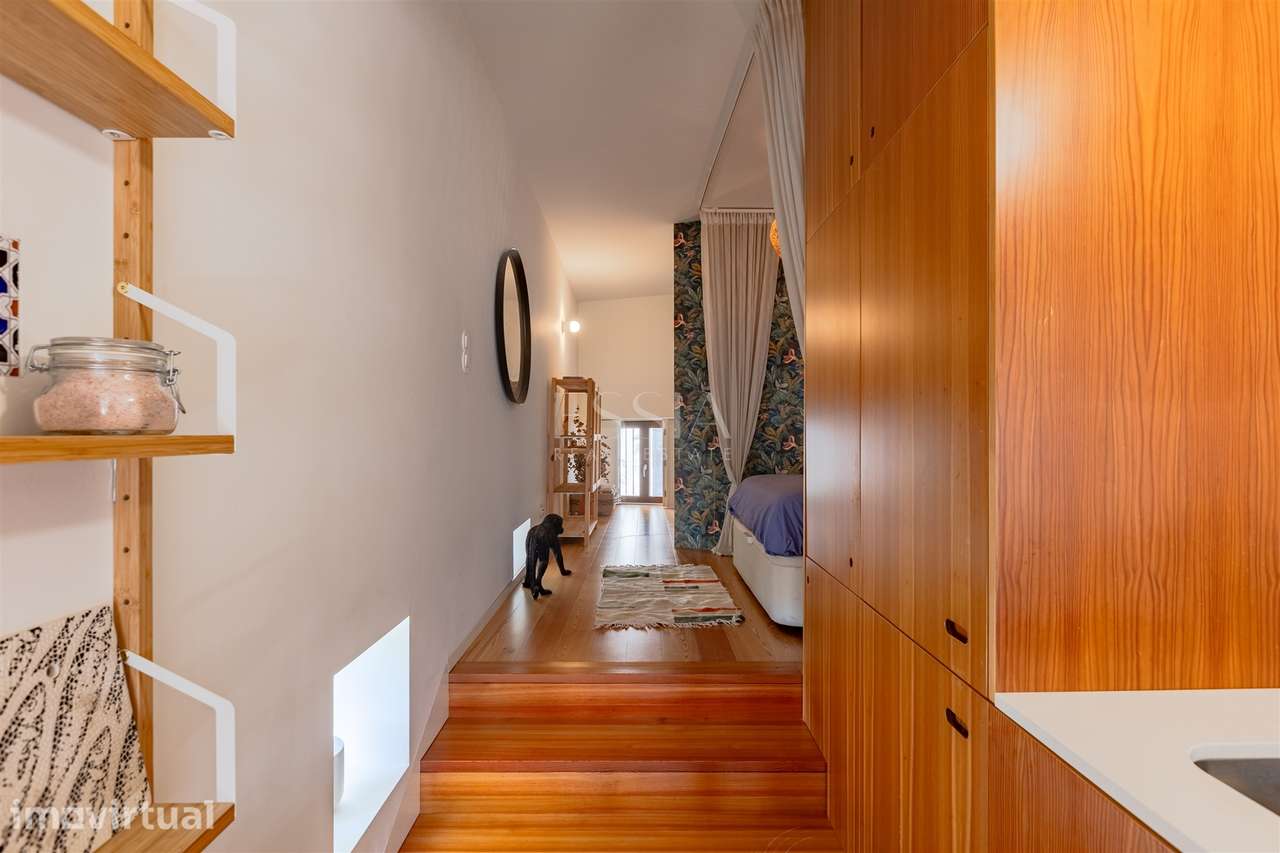 Apartamento T1 com Vista Rio na Alfândega do Porto - Grande imagem: 3/22