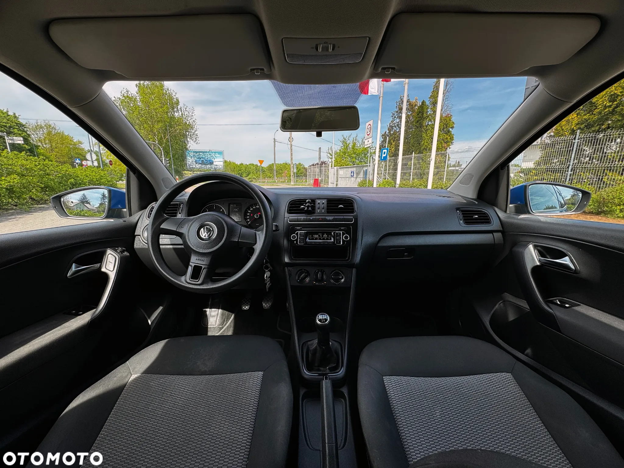 Volkswagen Polo - 9