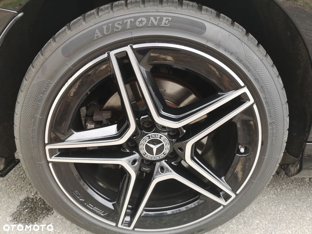 Mercedes-Benz Klasa C 400 4Matic 9G-TRONIC AMG Line - 32