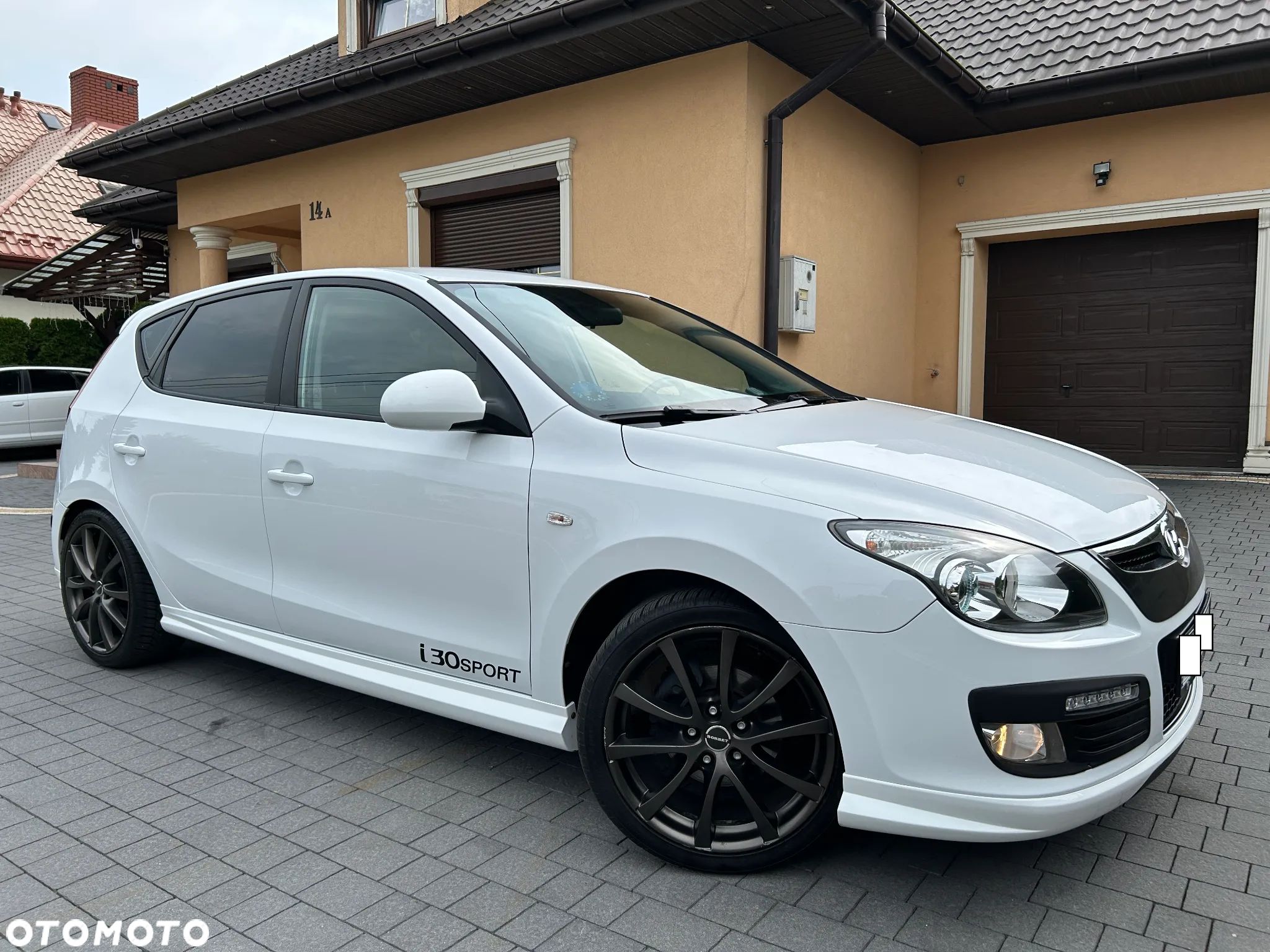 Hyundai i30 1.6 Premium - 1