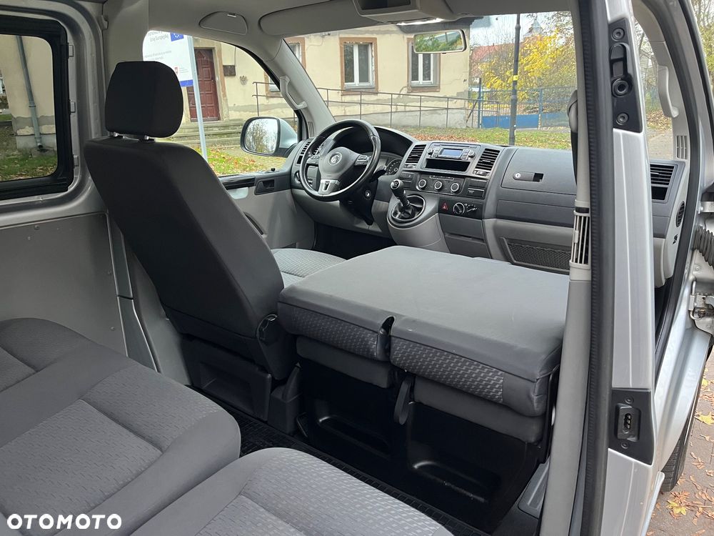 Volkswagen Transporter Caravelle Lang Profi - 17
