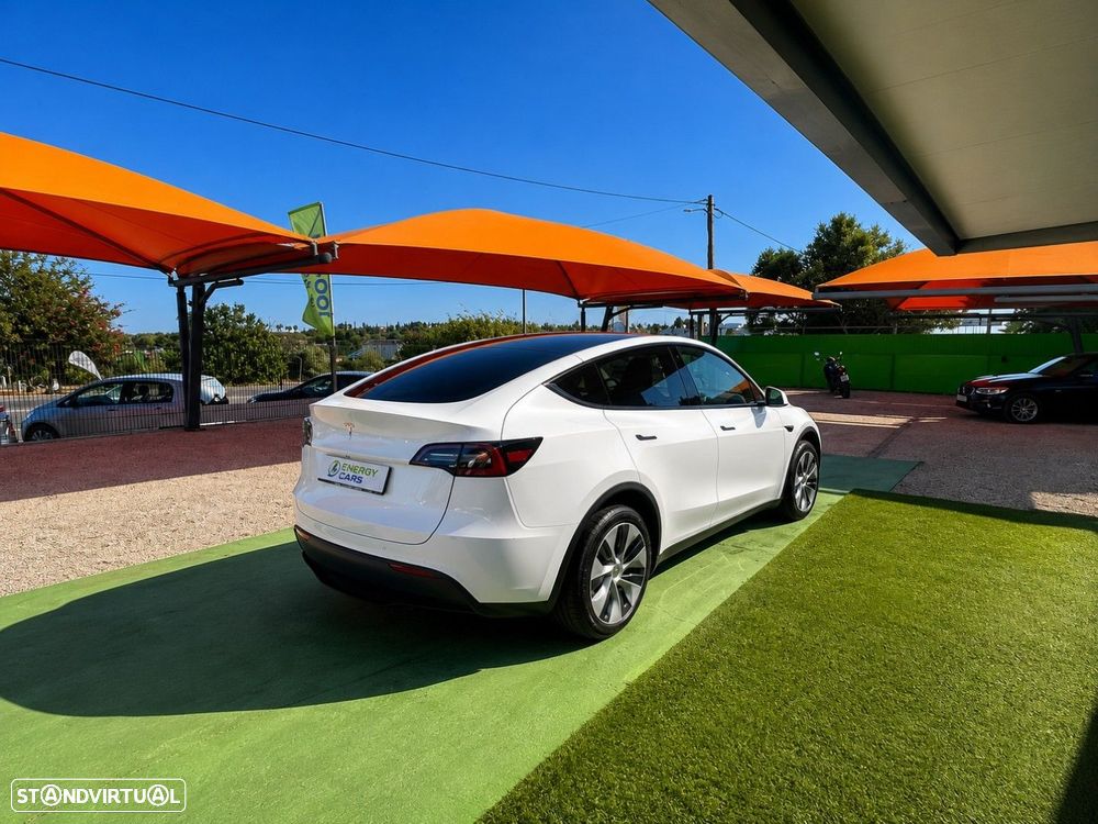 Tesla Model Y Standard - 7