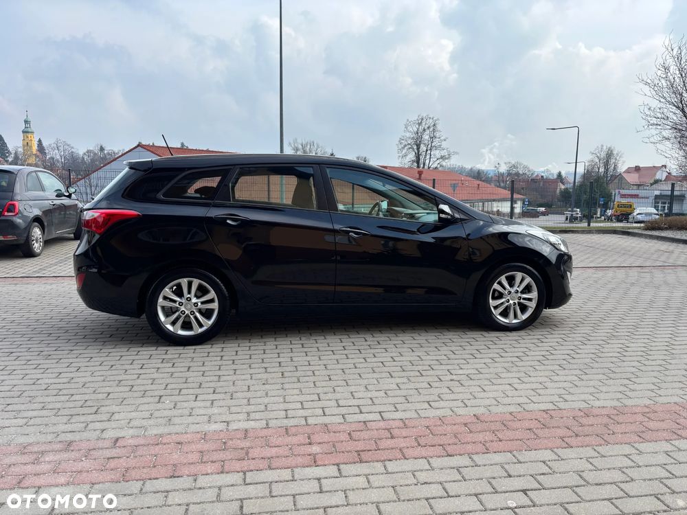 Hyundai i30 1.4 Premium - 10