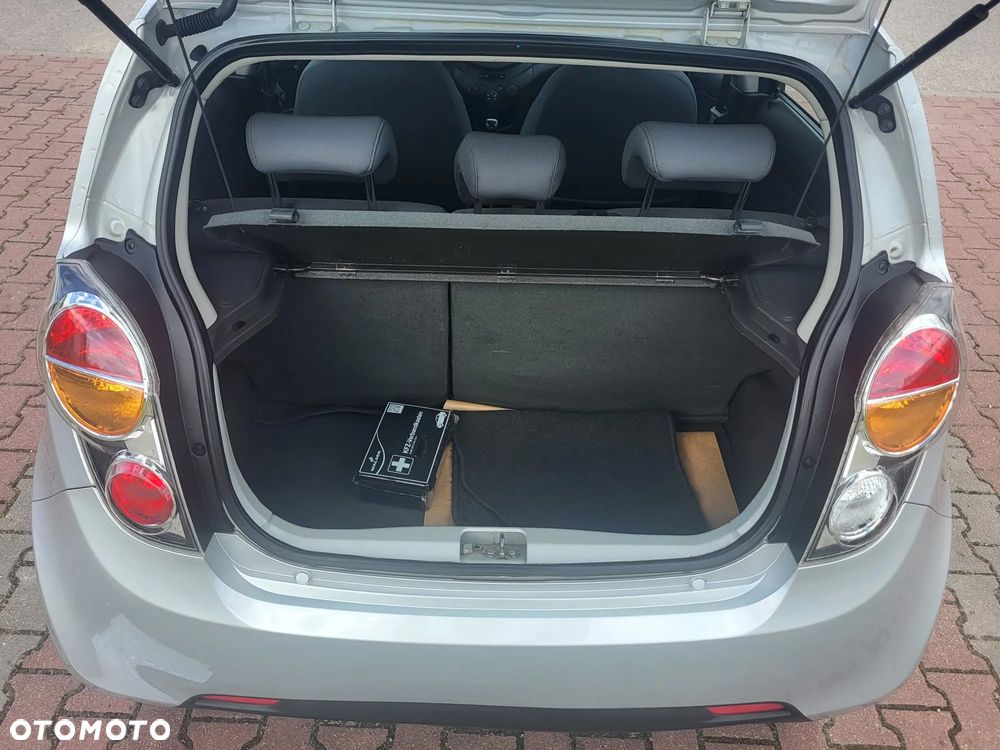 Chevrolet Spark 1.0 Base+ - 13
