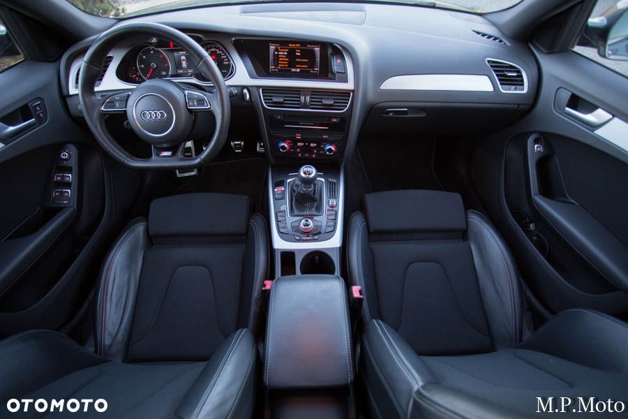 Audi A4 Avant 2.0 TDI DPF S line Sportpaket - 34